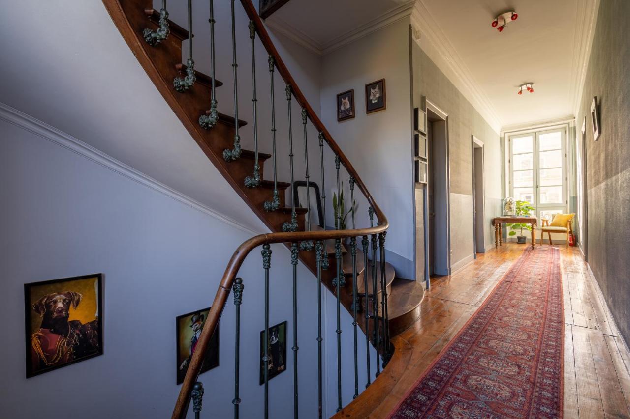 H De Surgeres Bed & Breakfast Exterior photo